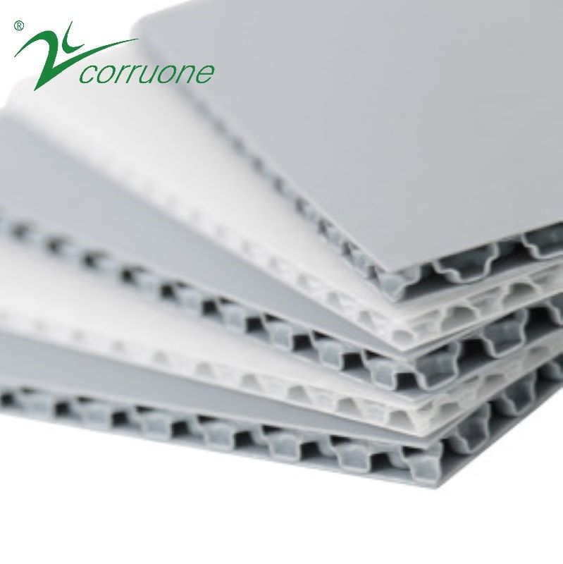 反スリップ波形のプラスチック カバー2mm-12mm Correx保護ロール