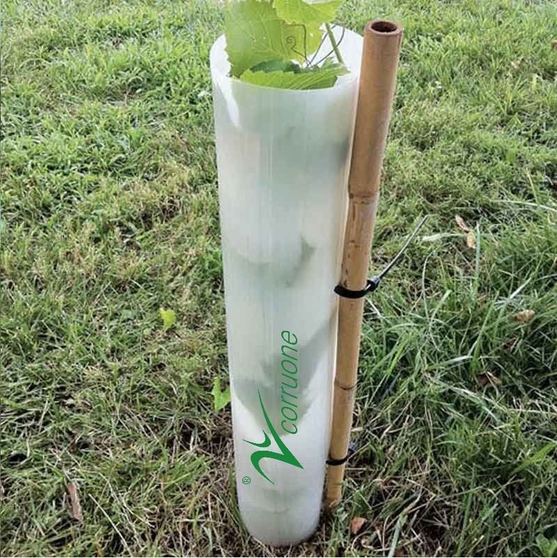 Eco PPは監視が防水するプラスチック木の監視緑コルフルートを波形を付けた